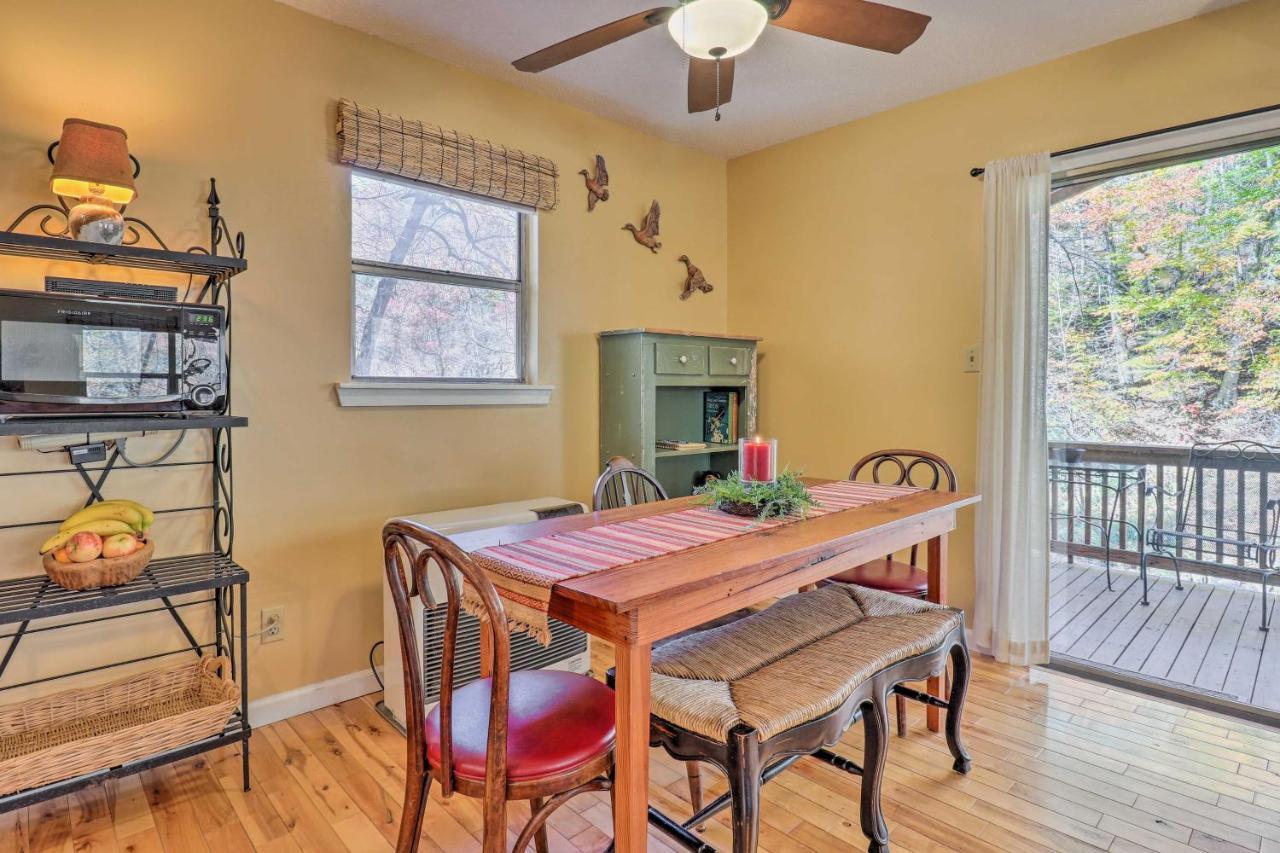 Vila Creekside Retreat With Deck, 18 Miles To Wolf Ridge Weaverville Exteriér fotografie