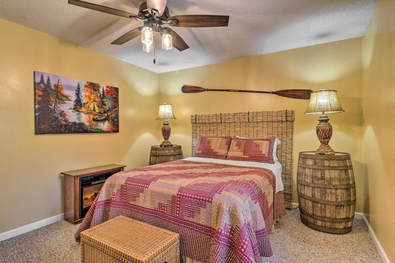 Vila Creekside Retreat With Deck, 18 Miles To Wolf Ridge Weaverville Exteriér fotografie