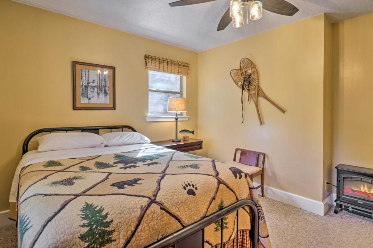 Vila Creekside Retreat With Deck, 18 Miles To Wolf Ridge Weaverville Exteriér fotografie
