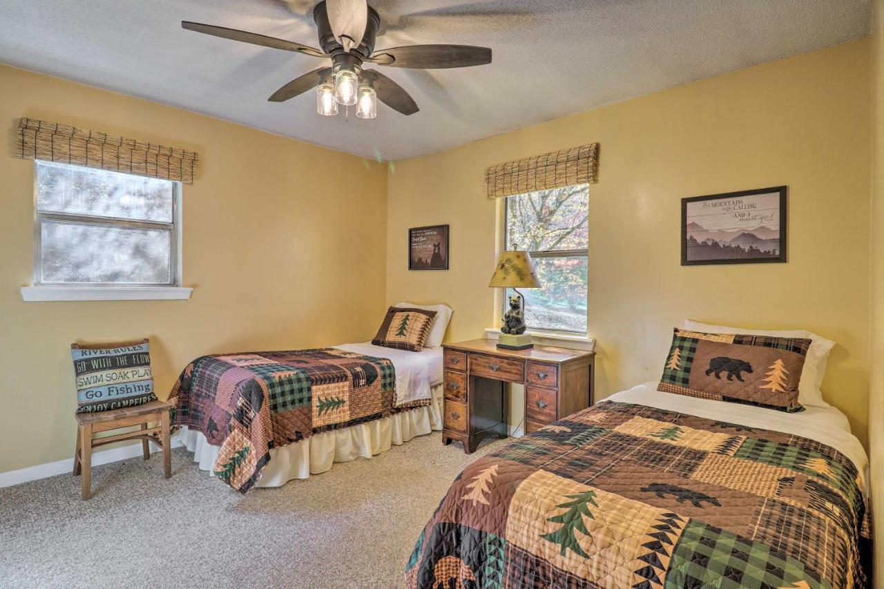 Vila Creekside Retreat With Deck, 18 Miles To Wolf Ridge Weaverville Exteriér fotografie